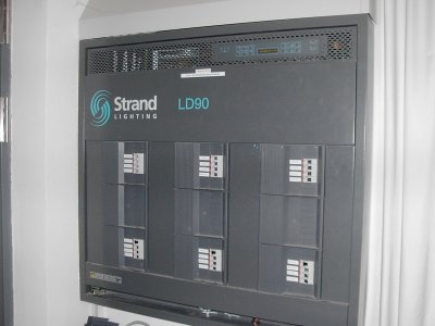 Rhos dimmerschrank.jpg