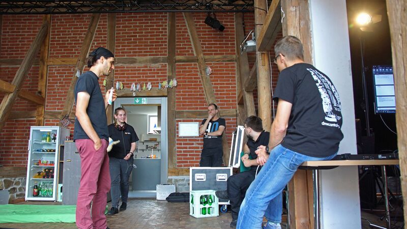 Datei:DMXC-Treffen 2021-2 Videoproduktionsplanung.jpg