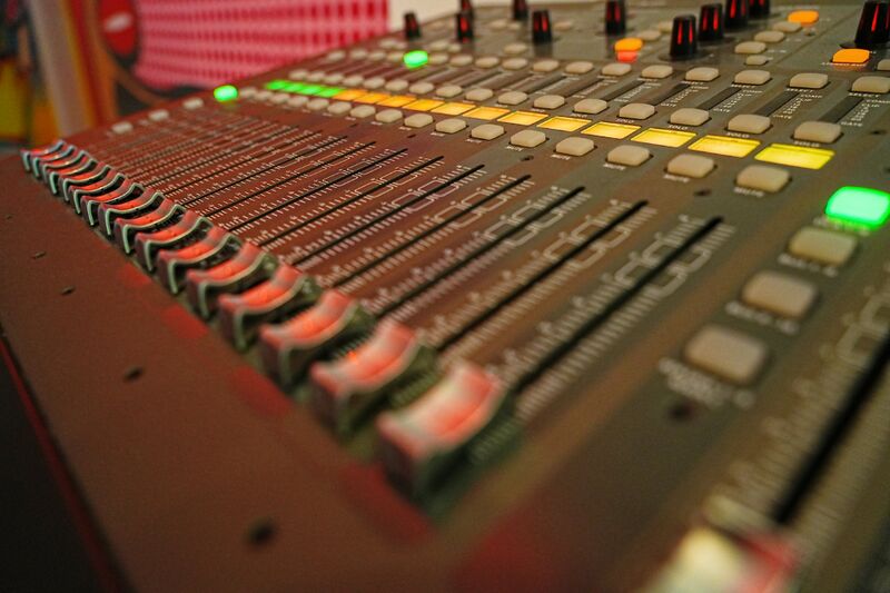 Datei:DMXC-Treffen 2022 Mischpult.jpg