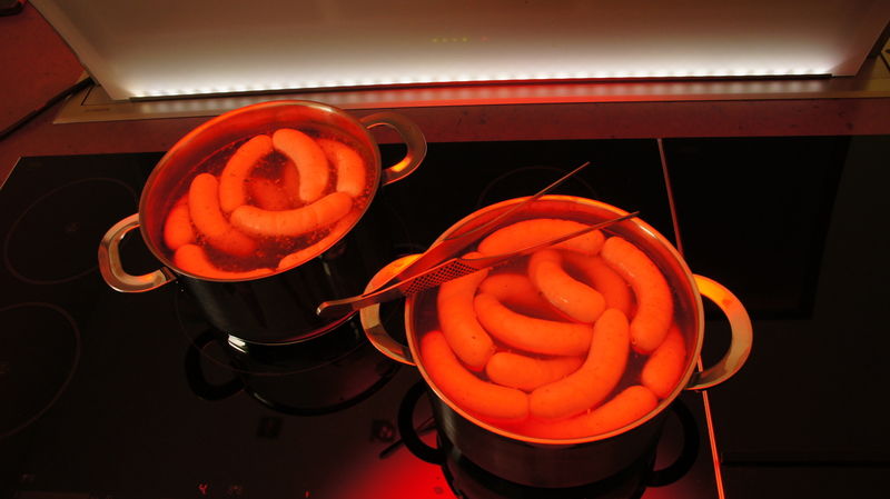 Datei:Heisse Wurst.jpg