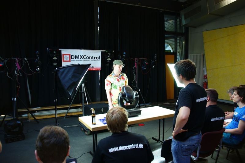 Datei:Movinghead wartung.JPG