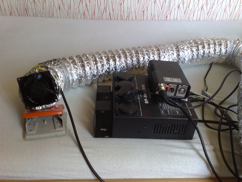 Datei:Schlauch luefter.jpg